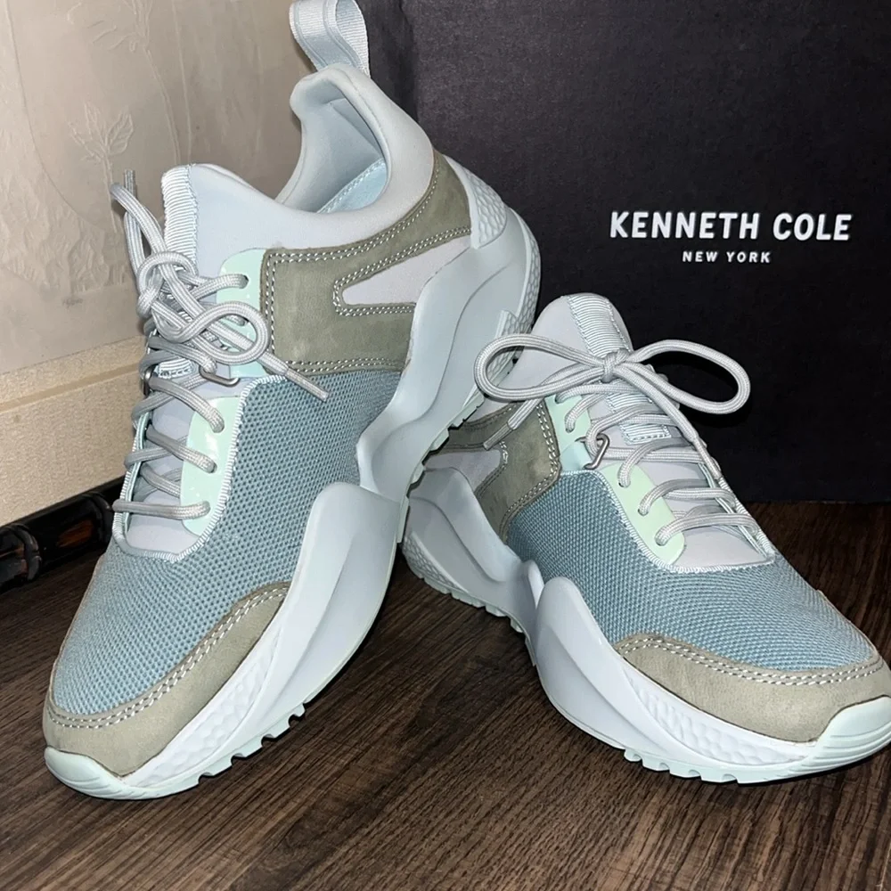 Kenneth Cole New York Women's Maddox Jogger Gray & Sage Sneaker Size 6.5 NIB